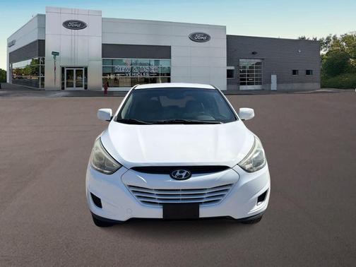 Winter White 2015 Hyundai TUCSON GLS