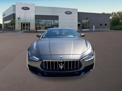 Gray 2019 Maserati Ghibli S Q4