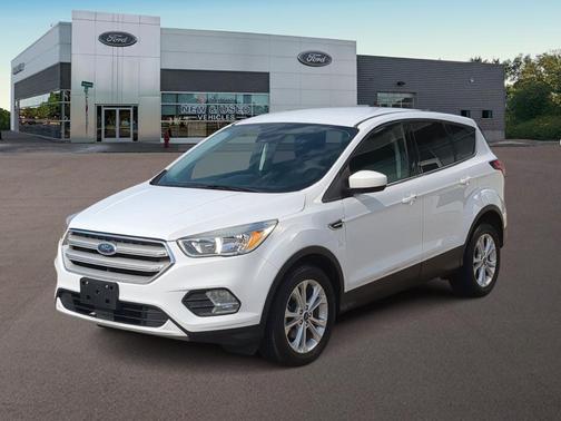 Oxford White 2019 Ford Escape SE