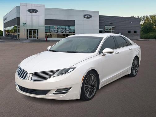 2015 Lincoln MKZ Base