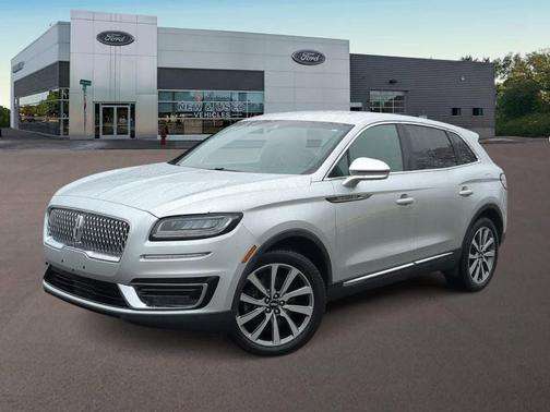 2019 Lincoln Nautilus Select