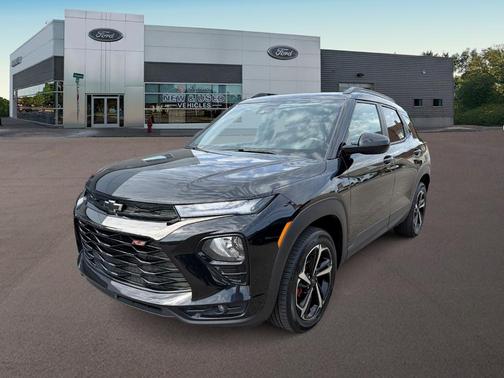 Mosaic Black Metallic 2023 Chevrolet Trailblazer RS