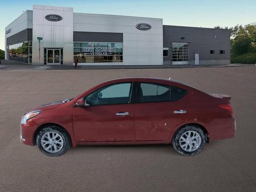 2019 Nissan Versa 1.6 SV
