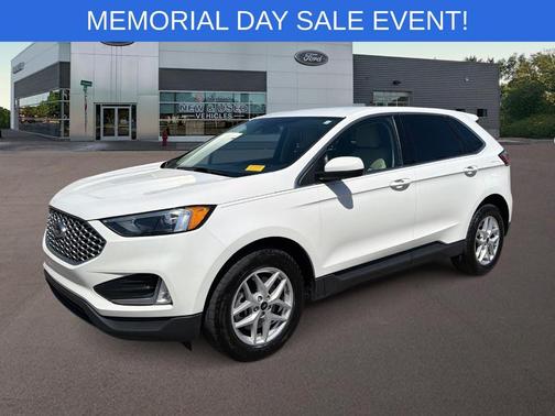 White Metallic 2023 Ford Edge SEL