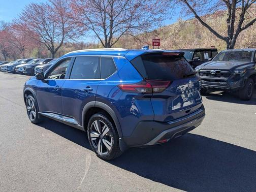 2022 Nissan Rogue SL