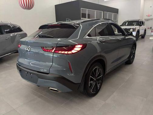 2023 INFINITI QX55 LUXE
