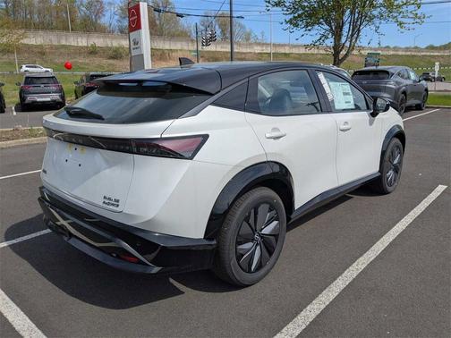 2024 Nissan ARIYA ENGAGE