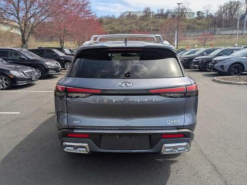2022 INFINITI QX60 SENSORY