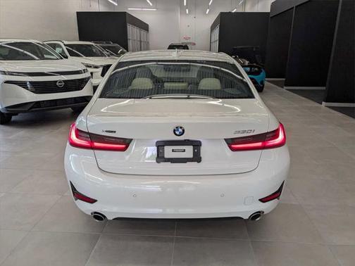 2021 BMW 330 xDrive