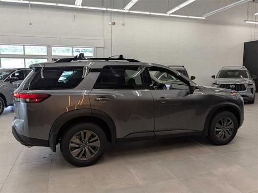 2025 Nissan Pathfinder SV 4WD