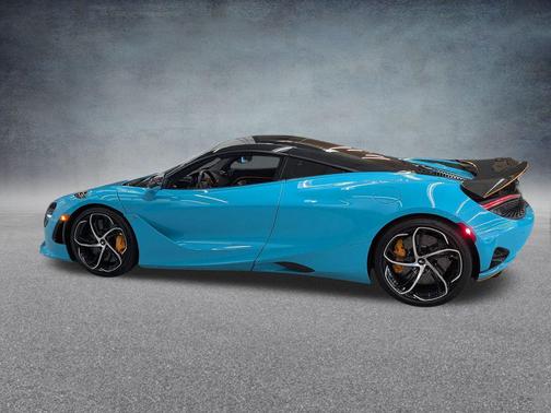 2024 McLaren 750S Coupe