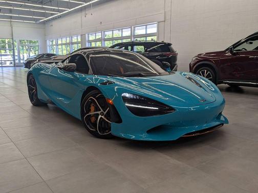 2024 McLaren 750S Coupe