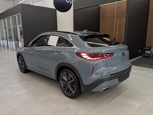 2023 INFINITI QX55 LUXE