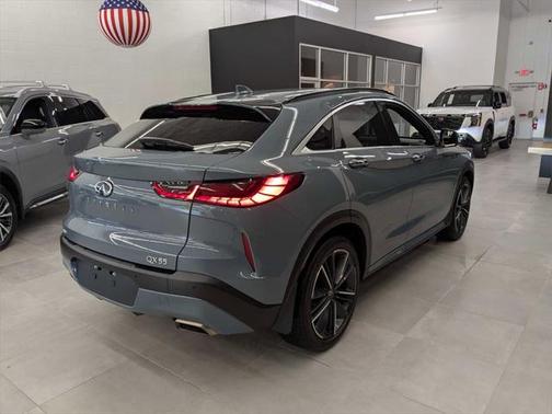 2023 INFINITI QX55 LUXE