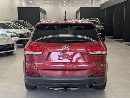 2018 Kia Sorento LX