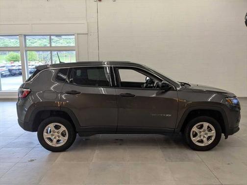 2022 Jeep Compass Sport
