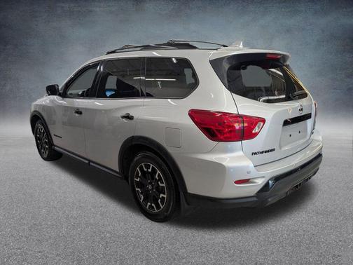 2020 Nissan Pathfinder SL 4WD