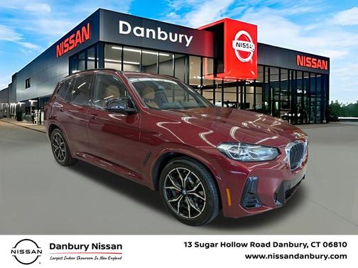 Aventurin Red Metallic 2024 BMW X3 M40i