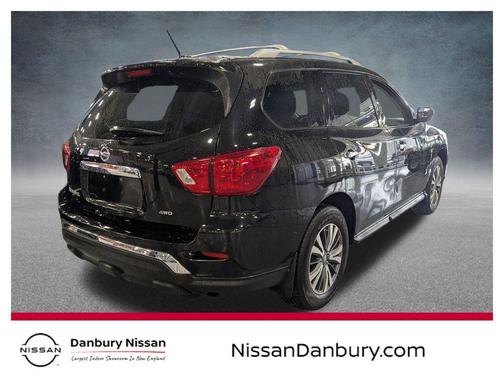 2018 Nissan Pathfinder S