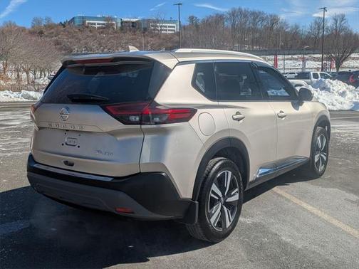 2021 Nissan Rogue SL