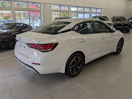 2025 Nissan Sentra SV