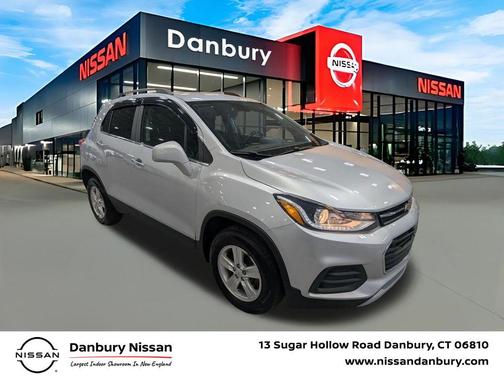 Silver Ice Metallic 2019 Chevrolet Trax LT