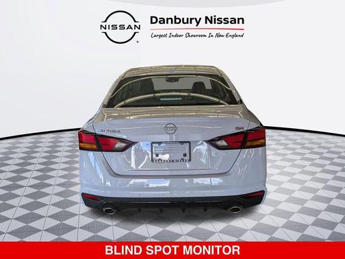 2025 Nissan Altima SR FWD