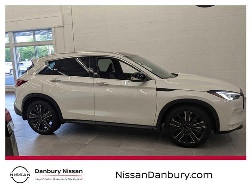 2022 INFINITI QX50 LUXE AWD