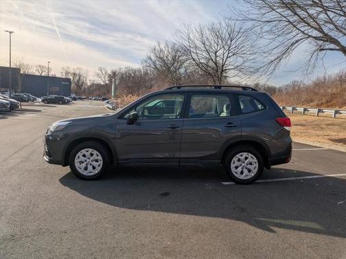 2022 Subaru Forester Base