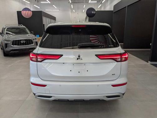 2024 Mitsubishi Outlander SE 2.5 S-AWC