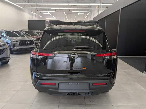 2025 Nissan Pathfinder Rock Creek 4WD