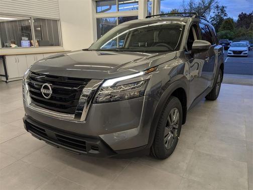 2025 Nissan Pathfinder SV 4WD