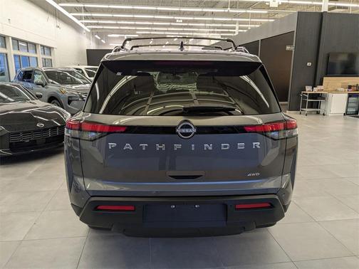 2025 Nissan Pathfinder SV 4WD
