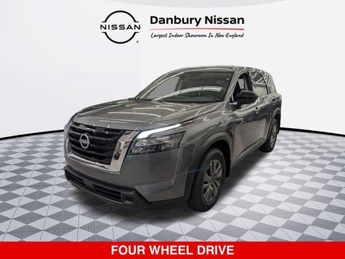 2025 Nissan Pathfinder S 4WD