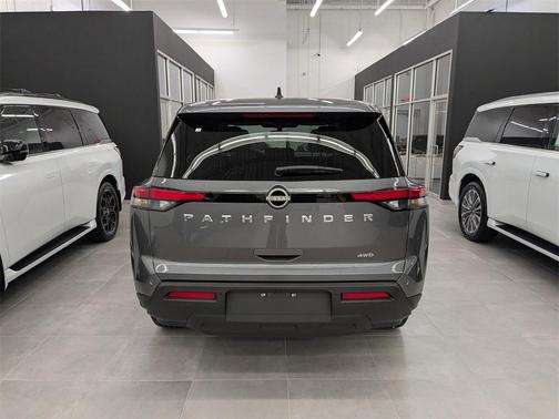2025 Nissan Pathfinder S 4WD