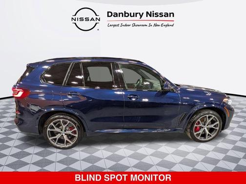 2021 BMW X5 M50i