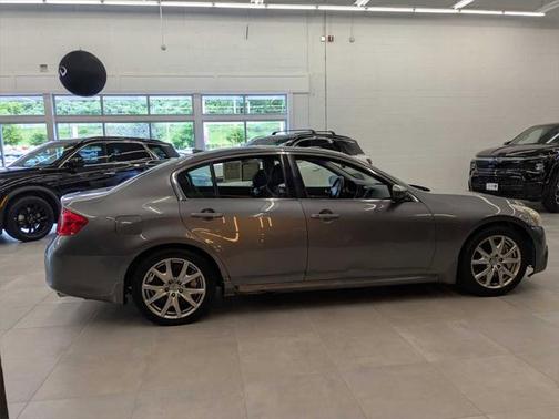 2011 INFINITI G37 Journey