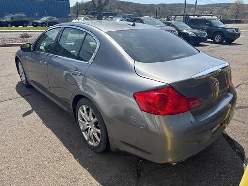 2011 INFINITI G37 Journey