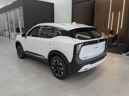 2025 Nissan Kicks SV