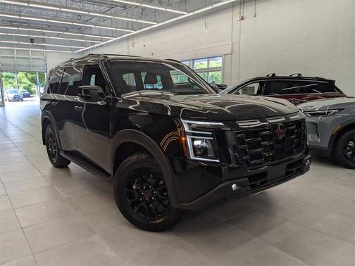 2025 Nissan Armada PRO-4X 4WD