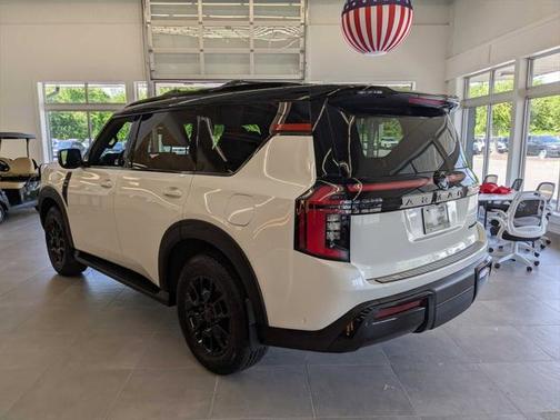 2025 Nissan Armada PRO-4X 4WD