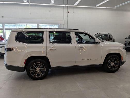 2022 Jeep Grand Wagoneer Series I 4x4