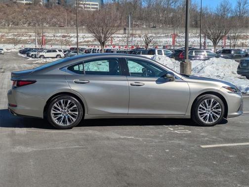 2021 Lexus ES 350 Base