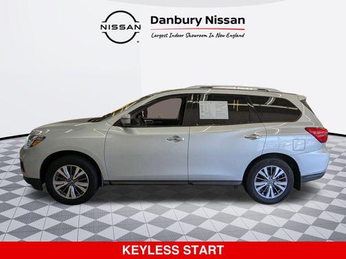 2020 Nissan Pathfinder S 4WD