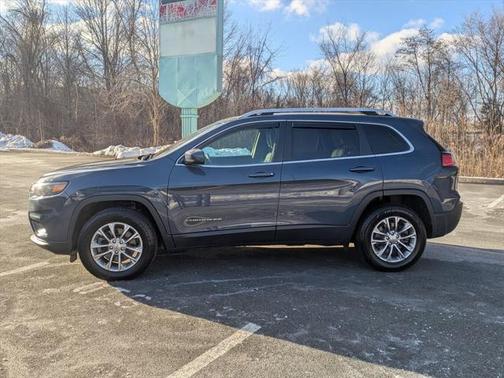 2021 Jeep Cherokee Latitude Lux