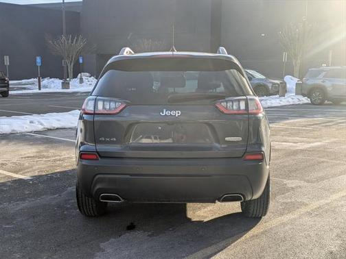 2021 Jeep Cherokee Latitude Lux