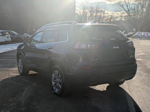 2021 Jeep Cherokee Latitude Lux