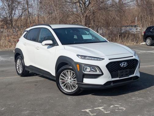2021 Hyundai KONA SEL