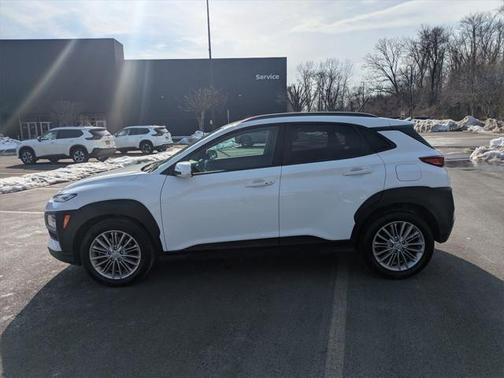 2021 Hyundai KONA SEL