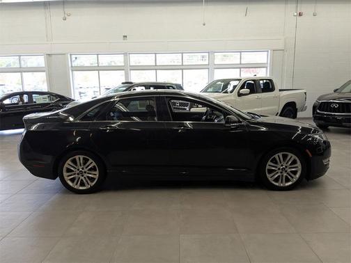 2015 Lincoln MKZ Base
